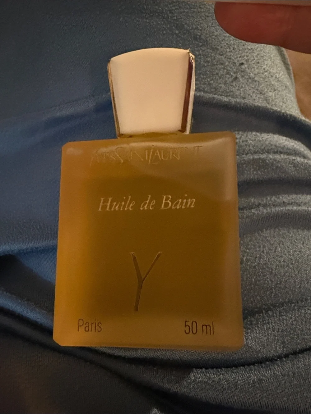 Yves Saint Laurent Y Perfumed Bath Oil, 50 ml Oil Formulation, MPN 17018 - Picture 5 of 6